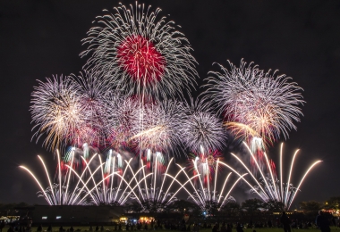 박진감 넘치는 이바라키현의 추천 불꽃축제 5선