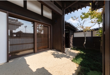Chúng tôi xin giới thiệu 6 địa điểm thăm quan kiến trúc cổ đậm chất Nhật Bản còn sót lại ở tỉnh Ibaraki ( phố cổ, quán cà phê, xưởng rượu, phòng xông hơi )
