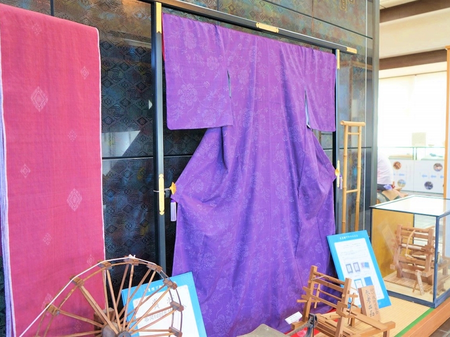 “ผ้ายูกิ-ทสึมุกิ” ของอิบารากิ ไปสัมผัสงานหัตถกรรมซึ่งเป็นมรดกโลกกัน