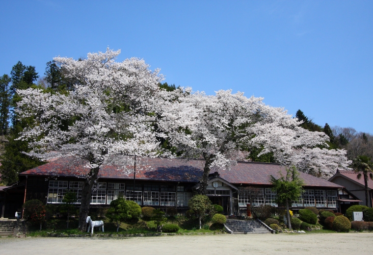 旧上冈小学校